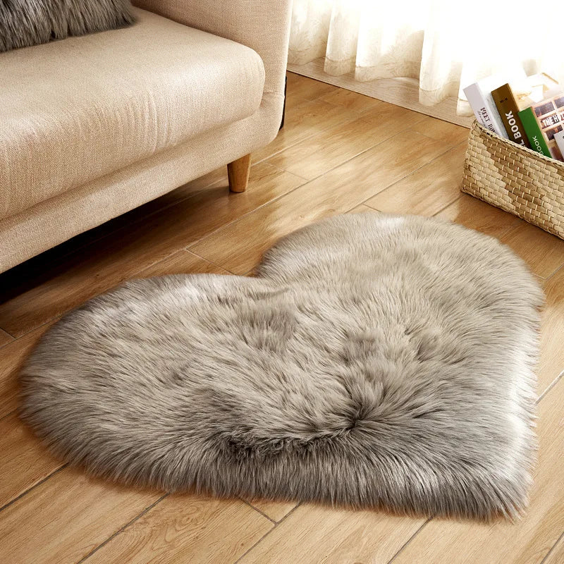 Plush Heart-Shaped Mat: Snuggle in Style!