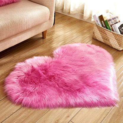 Plush Heart-Shaped Mat: Snuggle in Style!